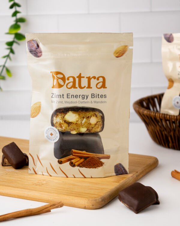 Datra – Zimt Energy Bites – Mit Zimt, Mandeln & Medjool-Datteln.